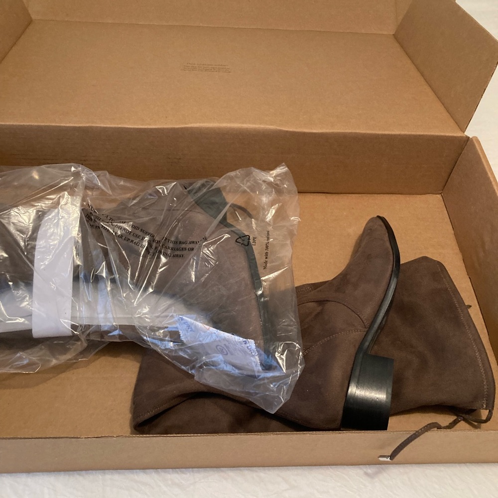 Marc Fisher yacinda over the knee suede boots size 8 M New - Picture 7 of 8